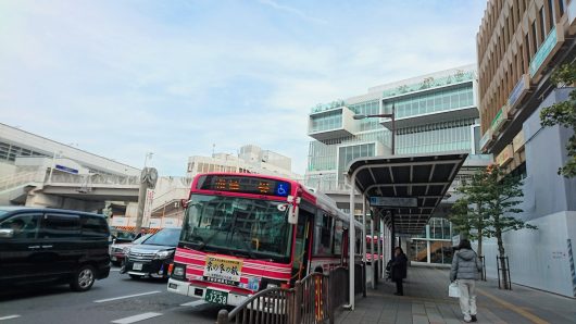 枚方駅前のバスロータリー Tサイト T-SITE こどもとお出かけ レポ 大阪枚方